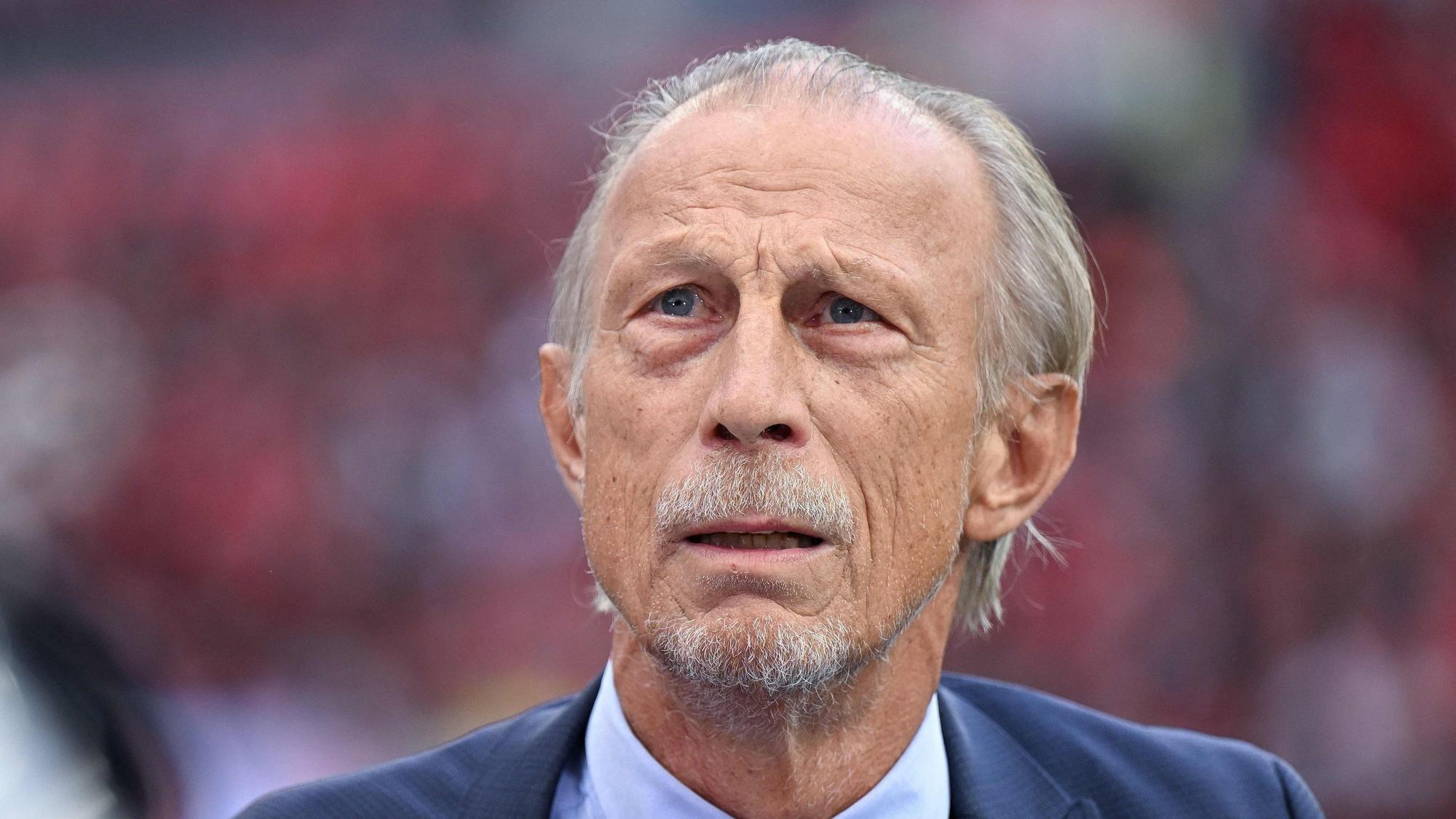 Christoph Daum hängt am 1. FC Köln. Er sieht im Abstieg ein Versagen der Führung.