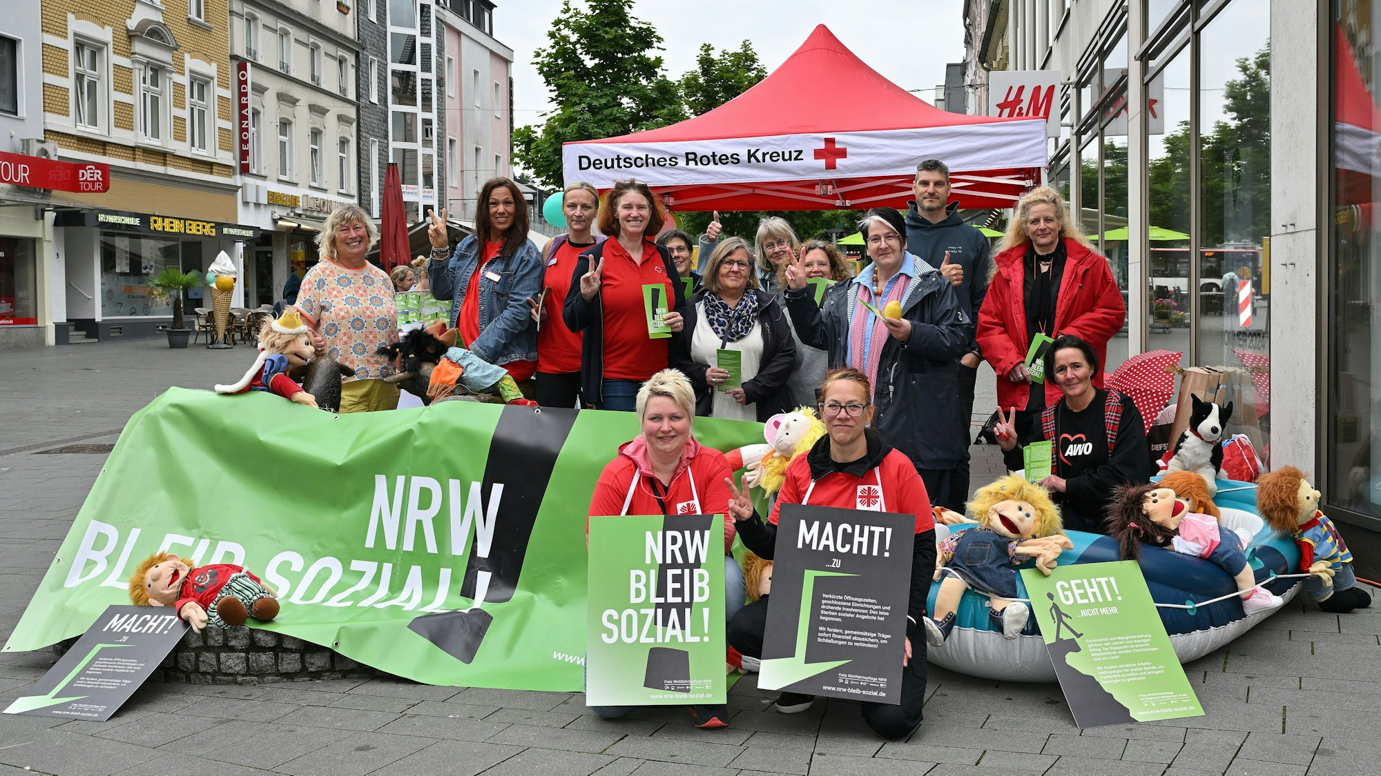 Eine Atkion zum Kita-Notstand in Bergisch Gladbach im Mai.