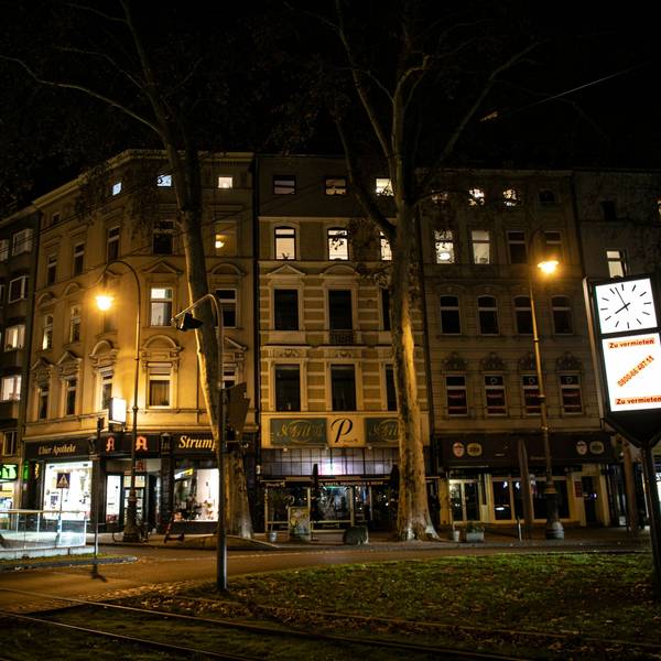 Der Chlodwigplatz Köln bei Nacht
