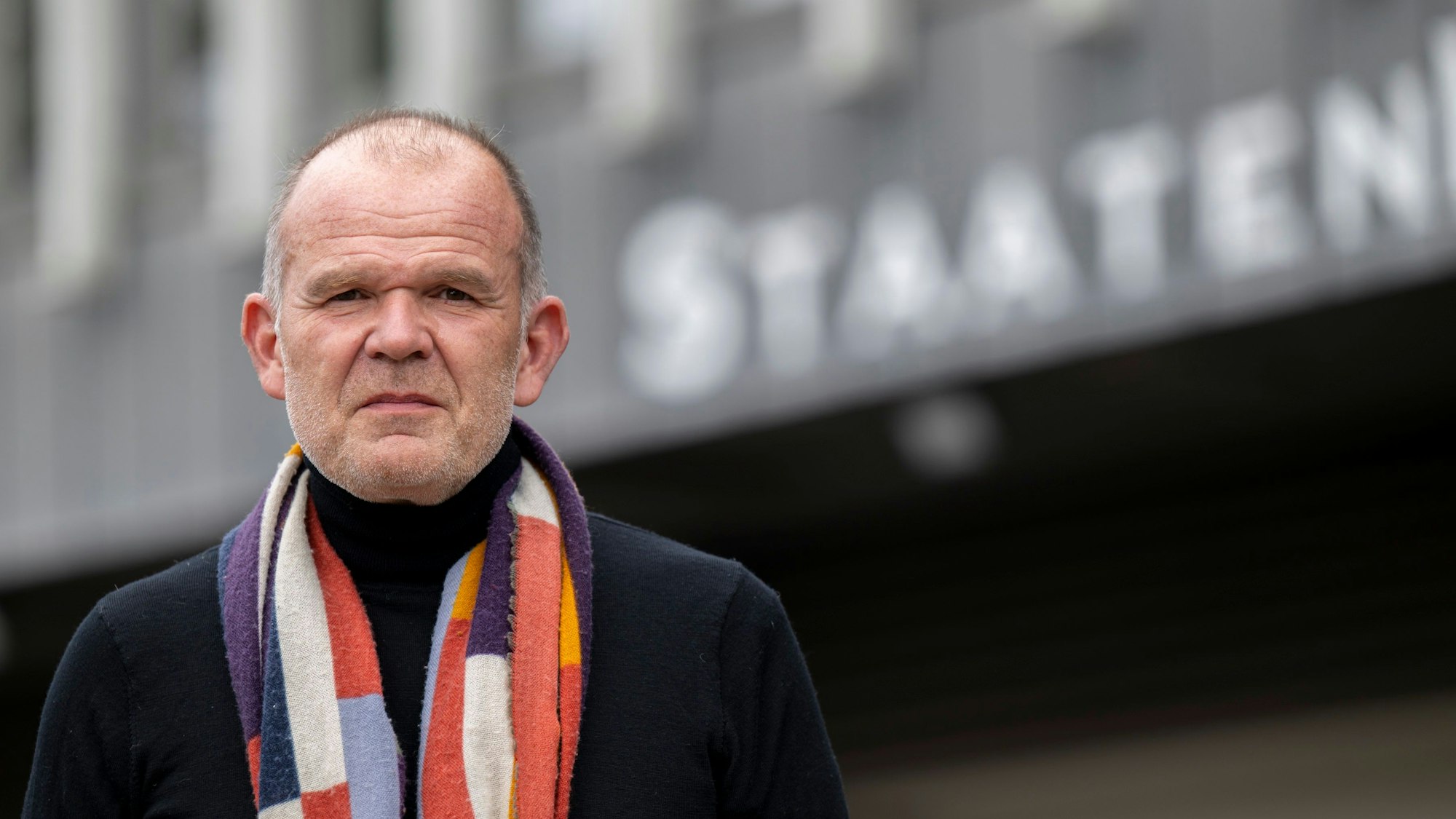 Francois-Xavier Roth ist der Generalmusikdirektor der Stadt.