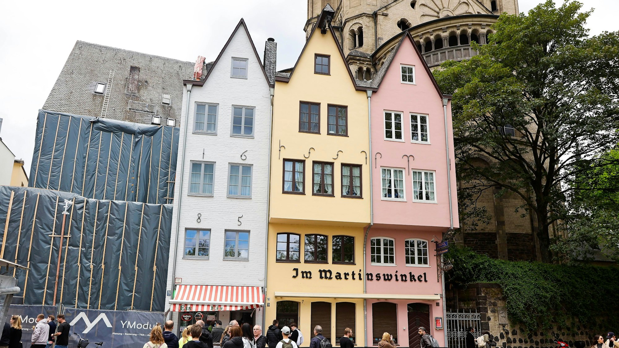 Zwei der Giebelhäuschen am Fischmarkt sind seit Monaten abgebaut.