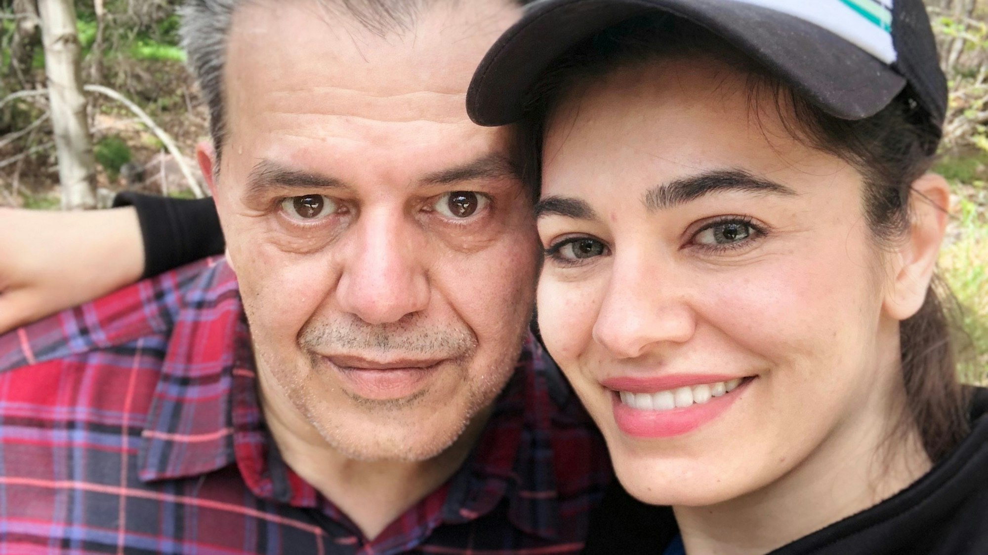 Gazelle und Jamshid Sharmahd im Porträt