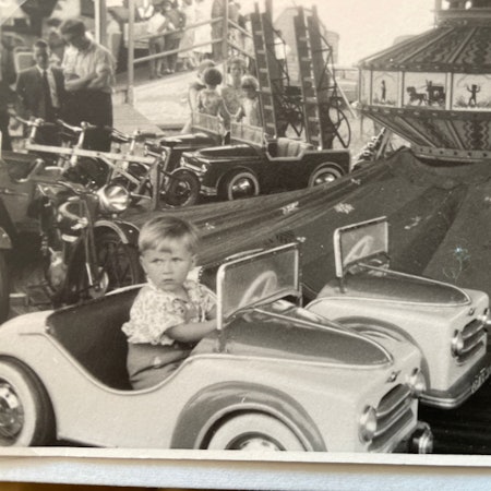 Rolf Schneider 1959 oder 1960 auf der Reisbrei Kirmes in Witzhelden.