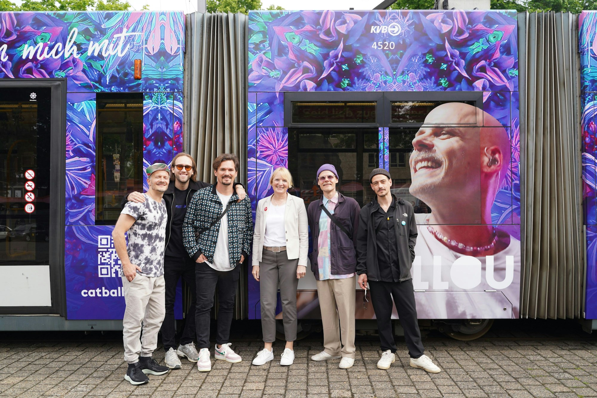 KVB gestaltet Stadtbahnfür die Kölner Band Cat Ballou