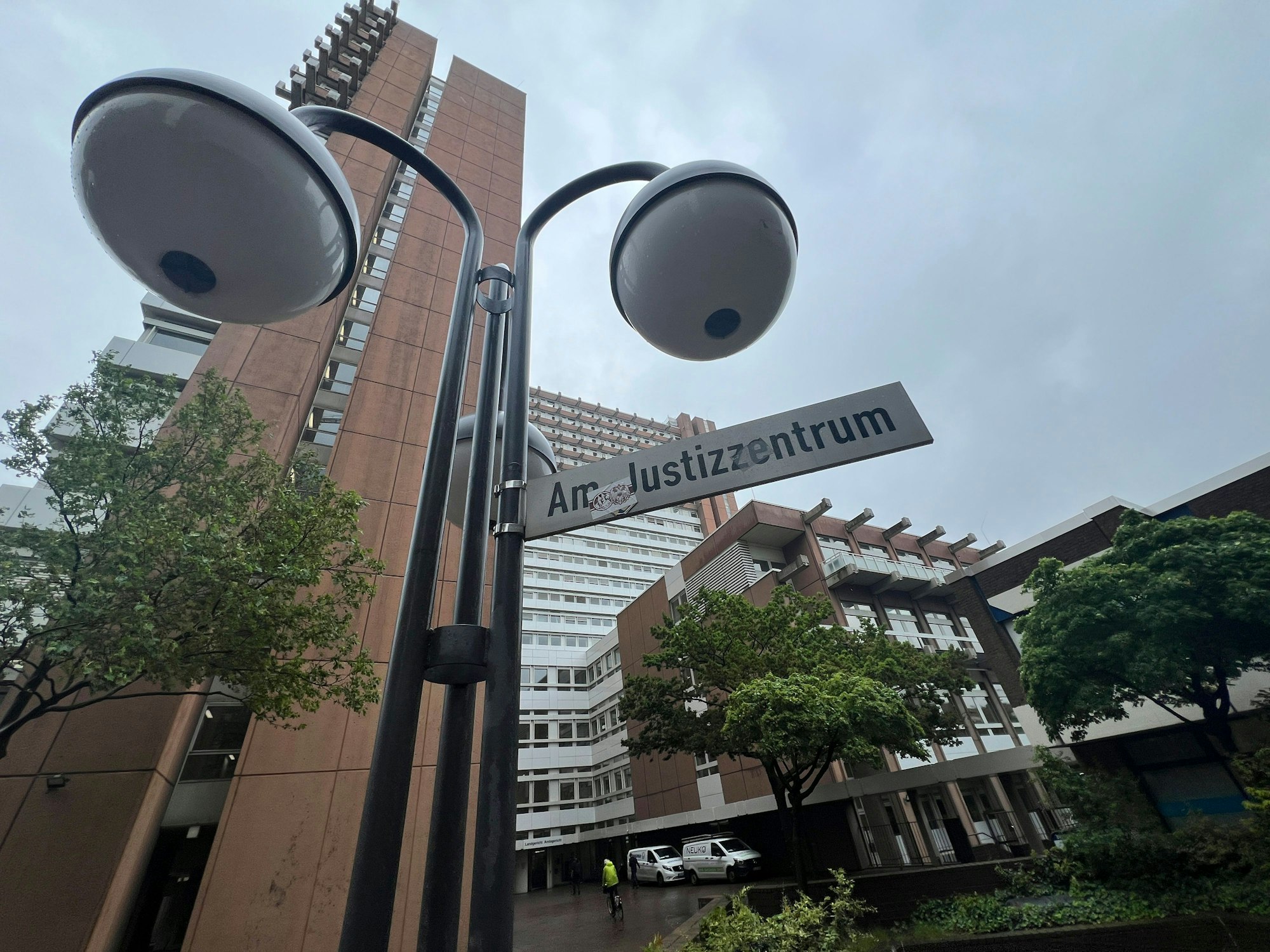 Landgericht Köln, Am Justizzentrum. Foto: Ralf Krieger