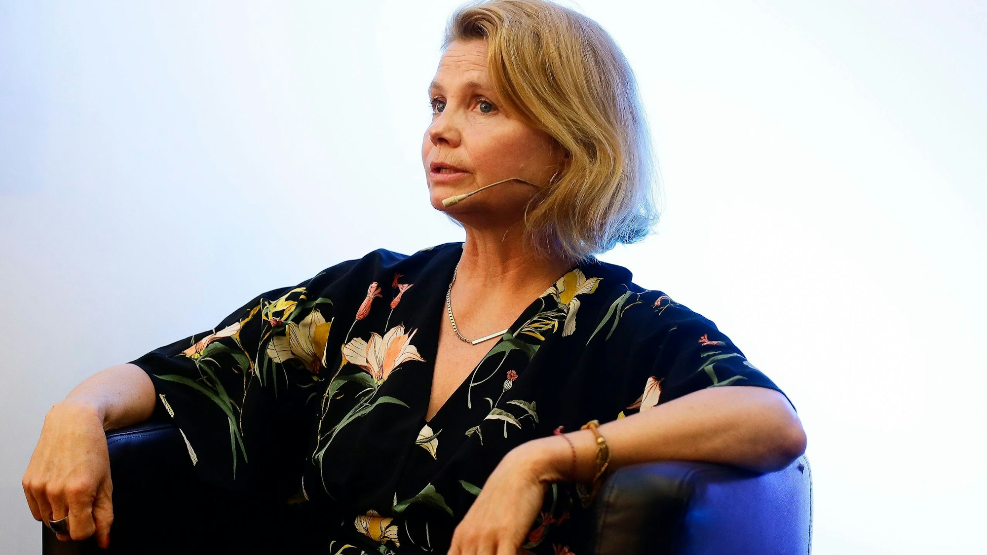 Annette Frier im studio dumont