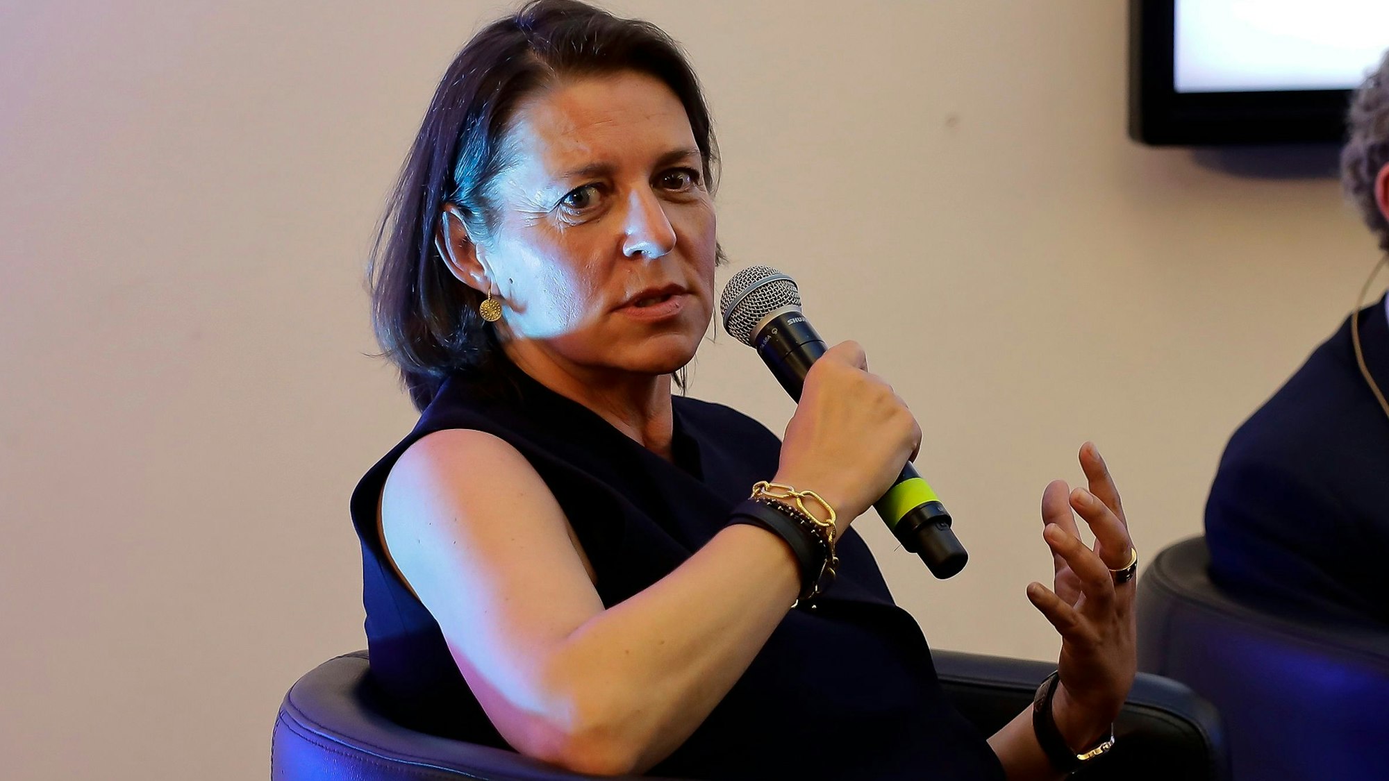 Husch Josten und Joachim Frank in der Veranstaltung „Wir feiern das Grundgesetz“ des „Kölner Stadt-Anzeiger“ am 23. Mai 2024