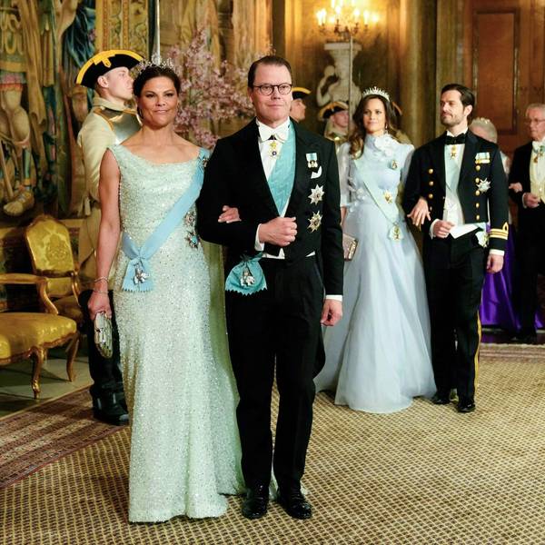 Kronprinzessin Victoria von Schweden, Kronprinz Daniel von Schweden, Prinzessin Sofia von Schweden und Prinz Carl Philip von Schweden beim Staatsbankett im Stockholmer Schloss Anfang Mai.