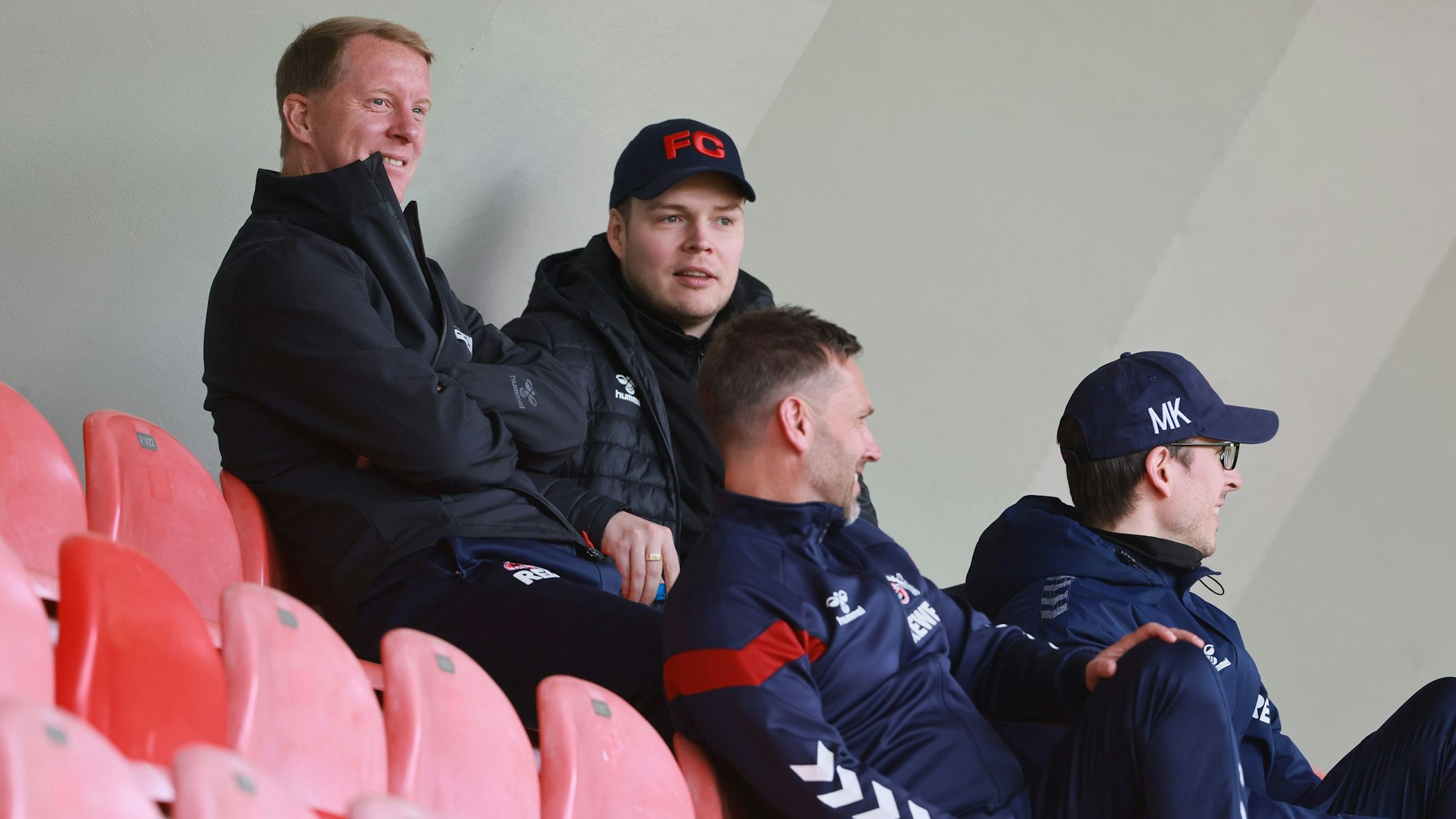 1. FC Köln Amateure (U21) vs. Rot-Weiß Oberhausen, Regionalliga West, Saison 2023/24, unter den Zuschauern von links: Timo Schultz, Lukas Berg, Andre Pawlak (1. FC Köln), 04.05.2024, Bild: Herbert Bucco