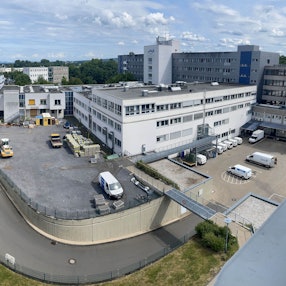 Das Bild zeigt eine Außenansicht des Marien-Hospitals Euskirchen.
