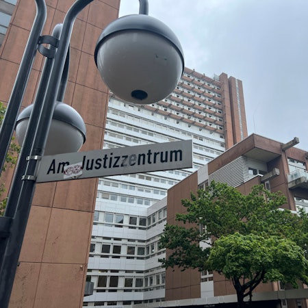 Landgericht Köln, Am Justizzentrum. Foto: Ralf Krieger