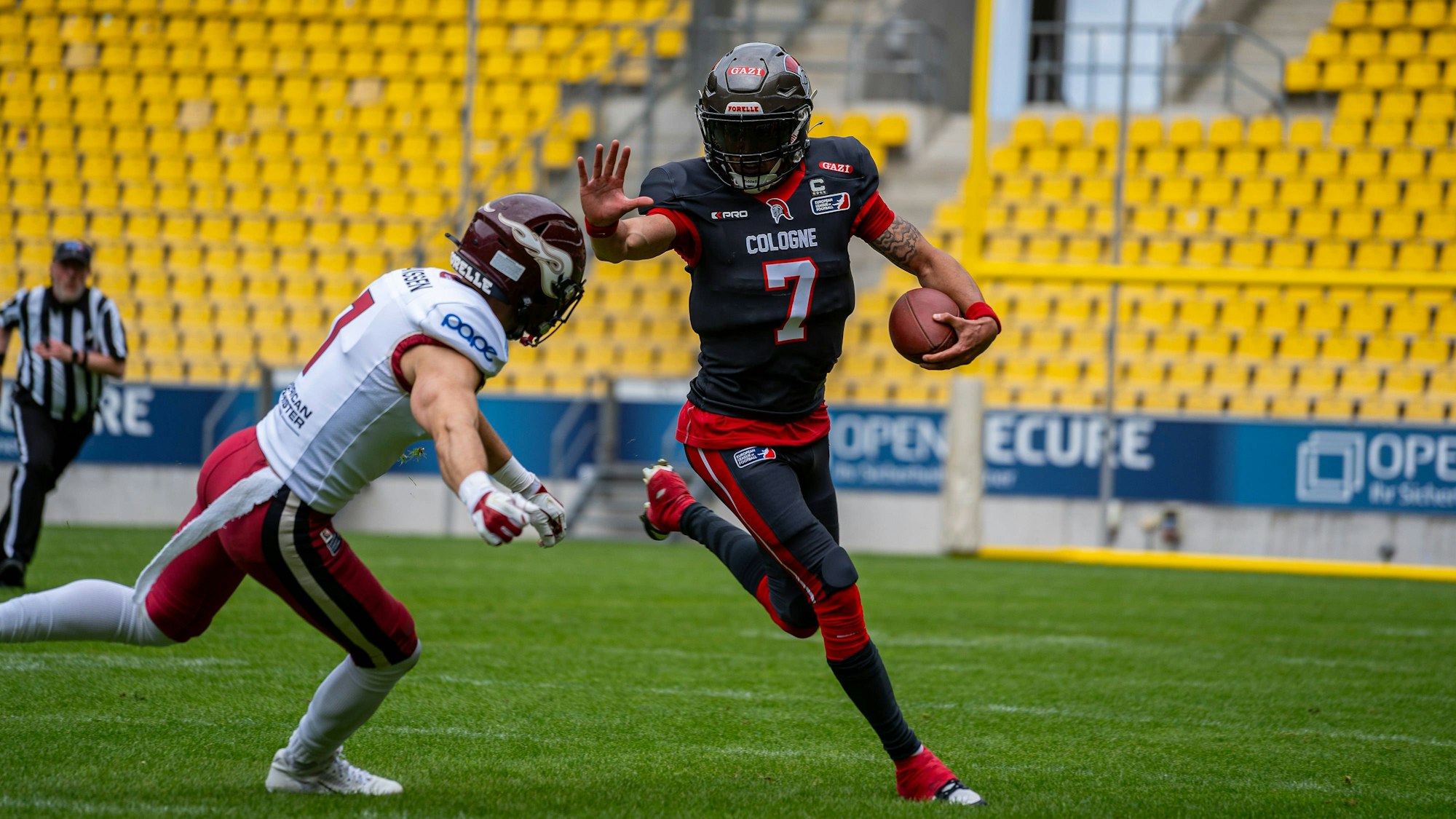 Isaiah Weed QB, 7, Centurions Cologne GER, Cologne Centurions vs. Rhein Fire, American Football, European League of Football, Week 1, Season 2024, 26.05.2024 GER, Cologne Centurions vs. Rhein Fire, American Football, European League of Football, Week 1, Season 2024, 26.05.2024 *** Isaiah Weed QB, 7, Centurions Cologne GER, Cologne Centurions vs Rhein Fire, American Football, European League of Football, Week 1, Season 2024, 26 05 2024 GER, Cologne Centurions vs Rhein Fire, American Football, European League of Football, Week 1, Season 2024, 26 05 2024 Copyright: xEibner-Pressefoto/JustinxAlexanderxDerondeaux EP_JDU