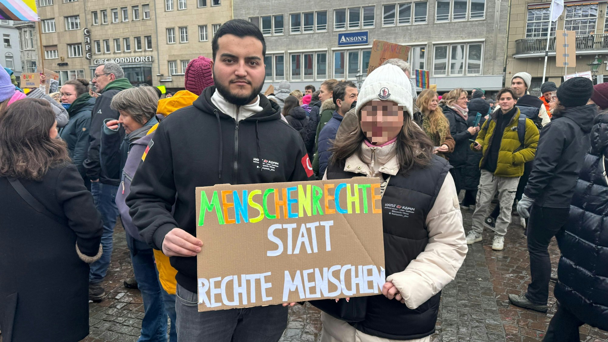 Die Strafanzeige gestellt hat der stellvertretende Vorsitzende des Vereins, Bünyamin Yilmaz.