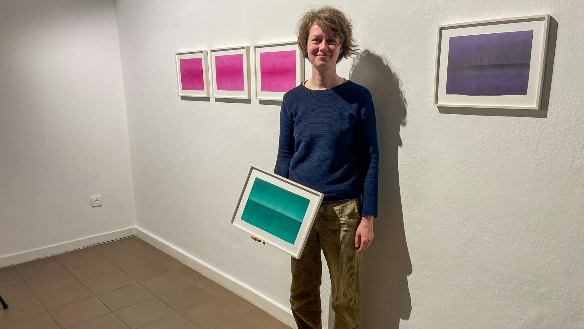 Die österreichische Künsterlin Mirjam Baker stellt in den Räumen des Kunstvereins Leverkusen aus.