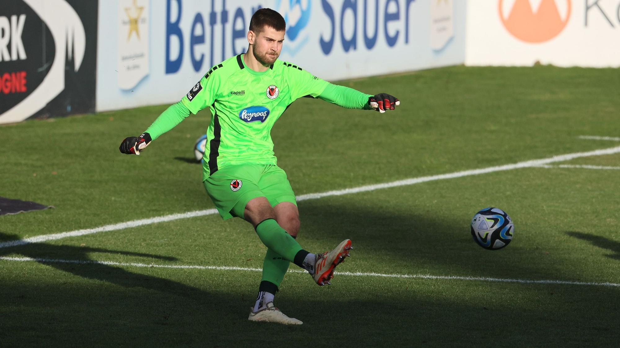 FC Viktoria Köln vs. SpVgg Unterhaching, 3. Liga, Ben Voll (Viktoria), 27.01.2024, Bild: Herbert Bucco