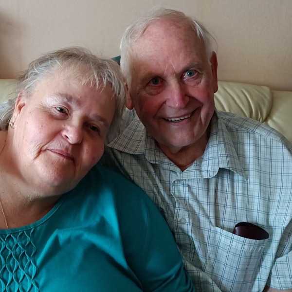 Hans Reiner und Anna Thissen in ihrem Zuhause in Sindorf.