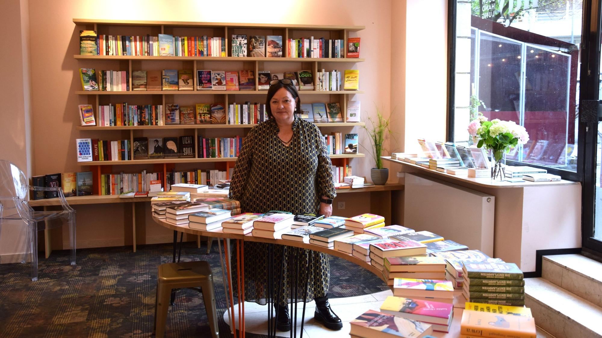 Sabine Horstmann hat in der Südstadt die Buchhandlung litty eröffnet, Kurfürstenstraße 29, 50678 Köln