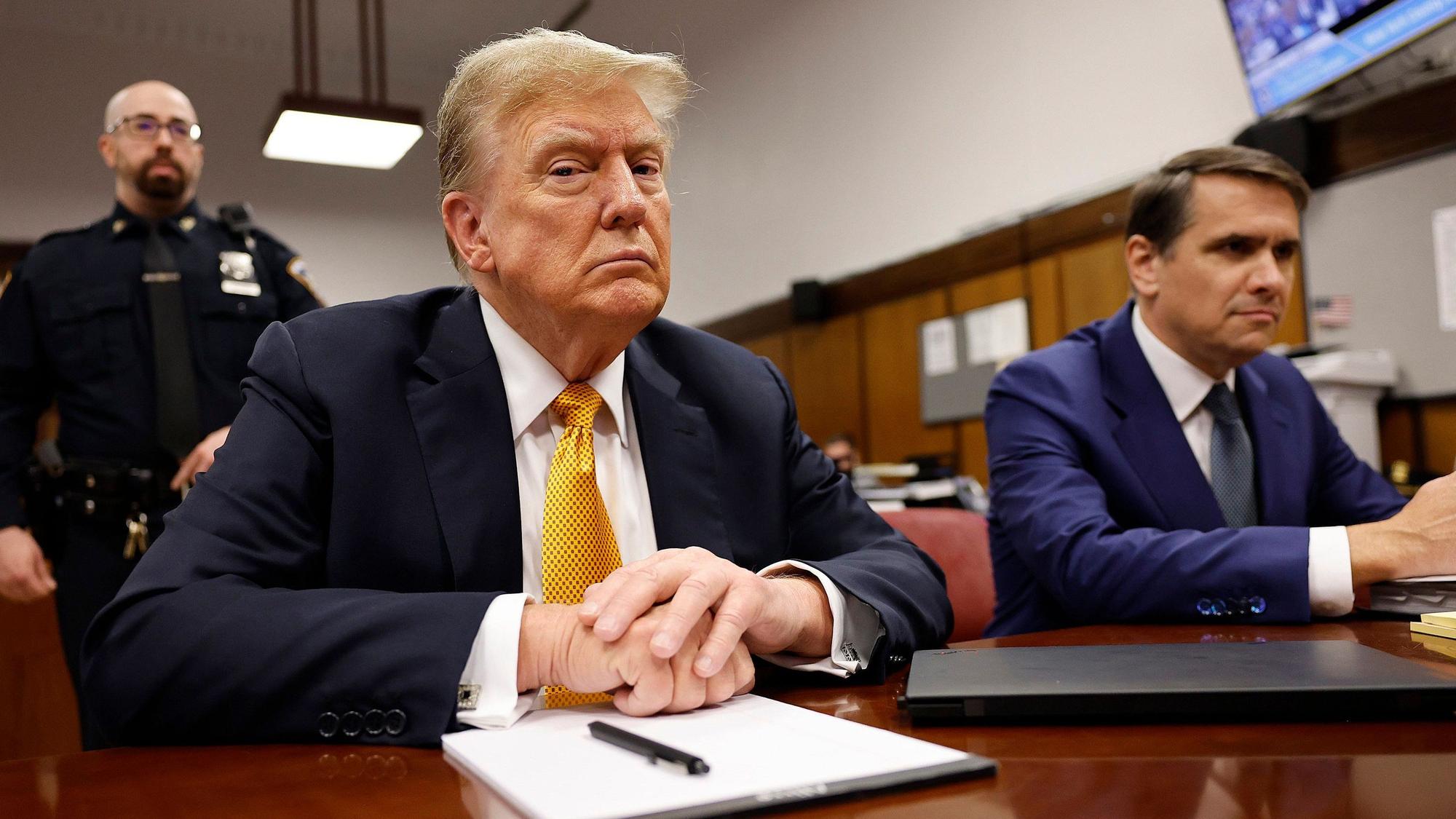 Der ehemalige US-Präsident Donald Trump vor dem New Yorker Gericht.