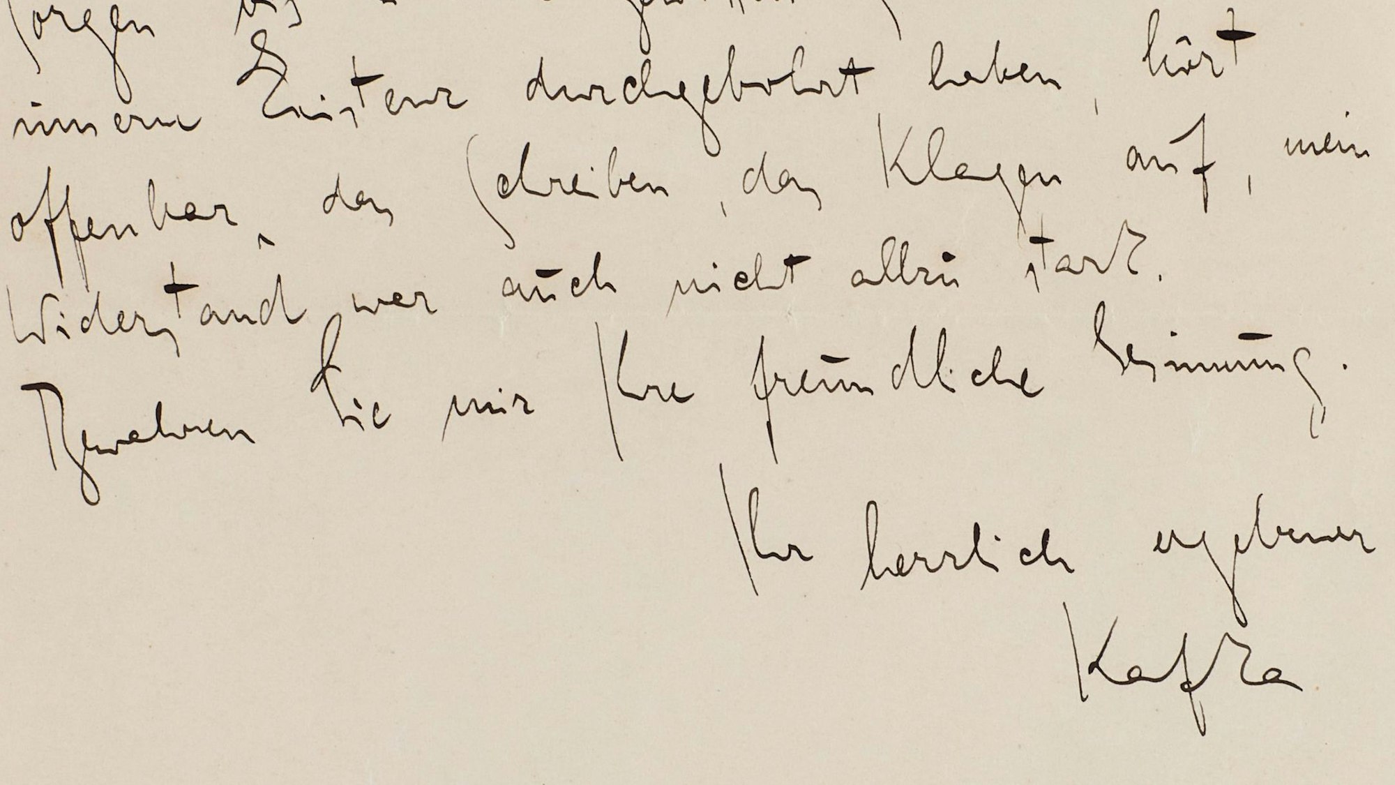 HANDOUT - 03.06.2024, Großbritannien, -: Ein handgeschriebener Brief von Franz Kafka aus dem Jahr 1920.