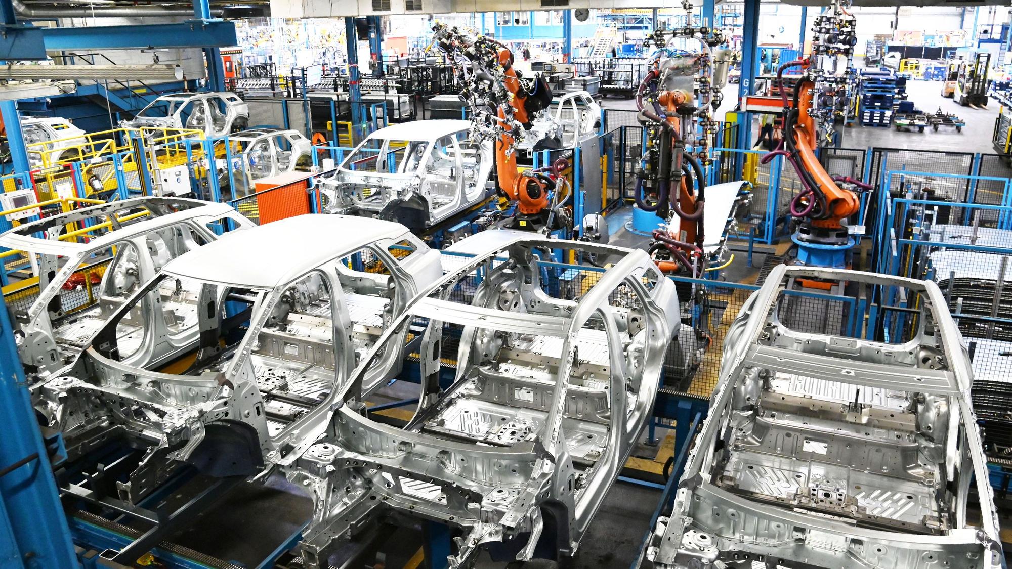 Bei Ford in Niehl startet endlich die Produktion des ersten E-Modells Explorer.
