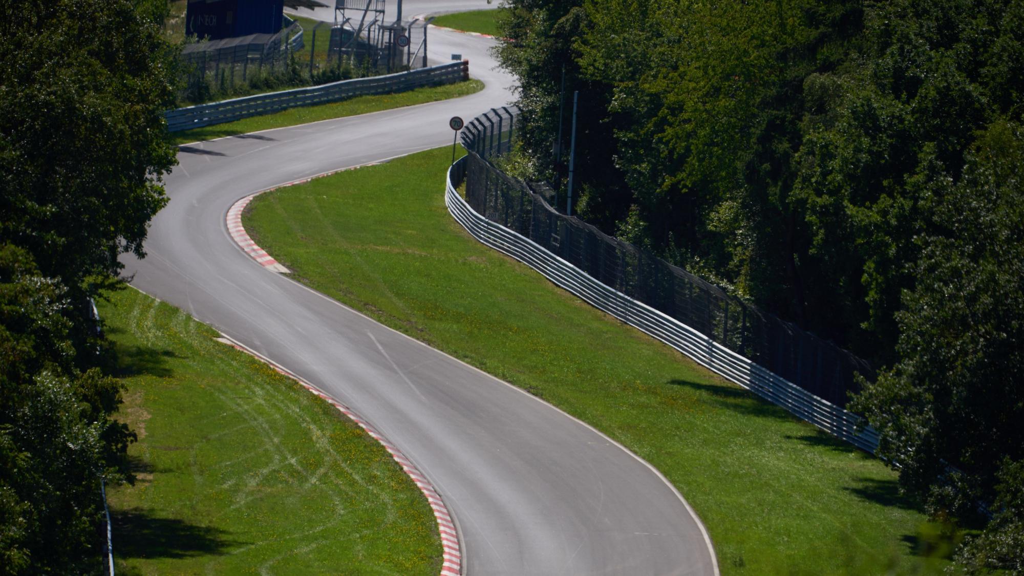 Auf der Nordschleife am Nürburgring (hier ein Archivfoto) ist es zu einem schweren Unfall gekommen.