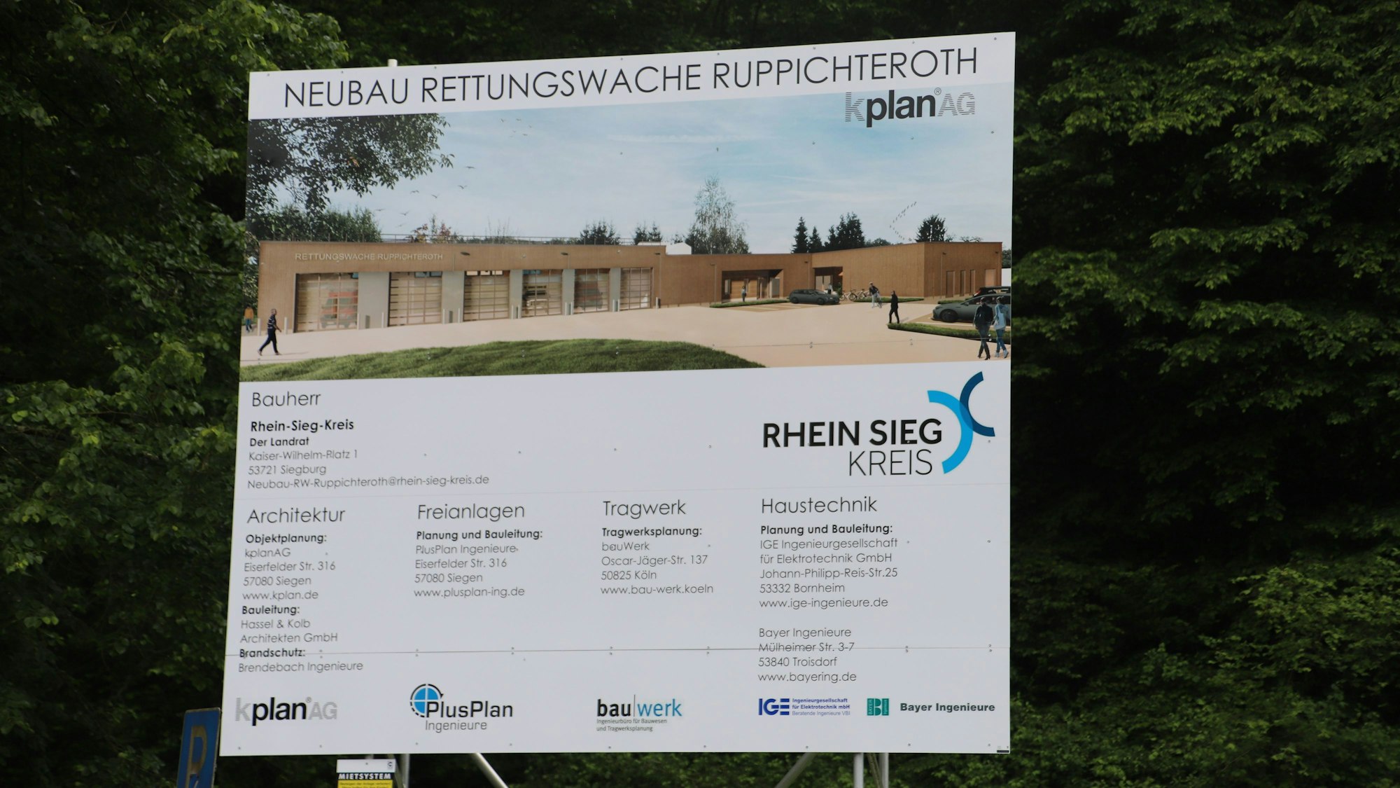 Ein Schild mit einer Visualisierung.