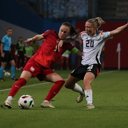 31.05.2024, xgrfx, Fussball European Qualifiers Frauen, Deutschland - Polen emspor, v.l. Elisa Senß Deutsche Frauennationalmannschaft DFL/DFB REGULATIONS PROHIBIT ANY USE OF PHOTOGRAPHS as IMAGE SEQUENCES and/or QUASI-VIDEO Rostock *** 31 05 2024, xgrfx, Football European Qualifiers Women, Germany Poland emspor, v l Elisa Senß Deutsche Frauennationalmannschaft DFL DFB REGULATIONS PROHIBIT ANY USE OF PHOTOGRAPHS as IMAGE SEQUENCES and or QUASI VIDEO Rostock