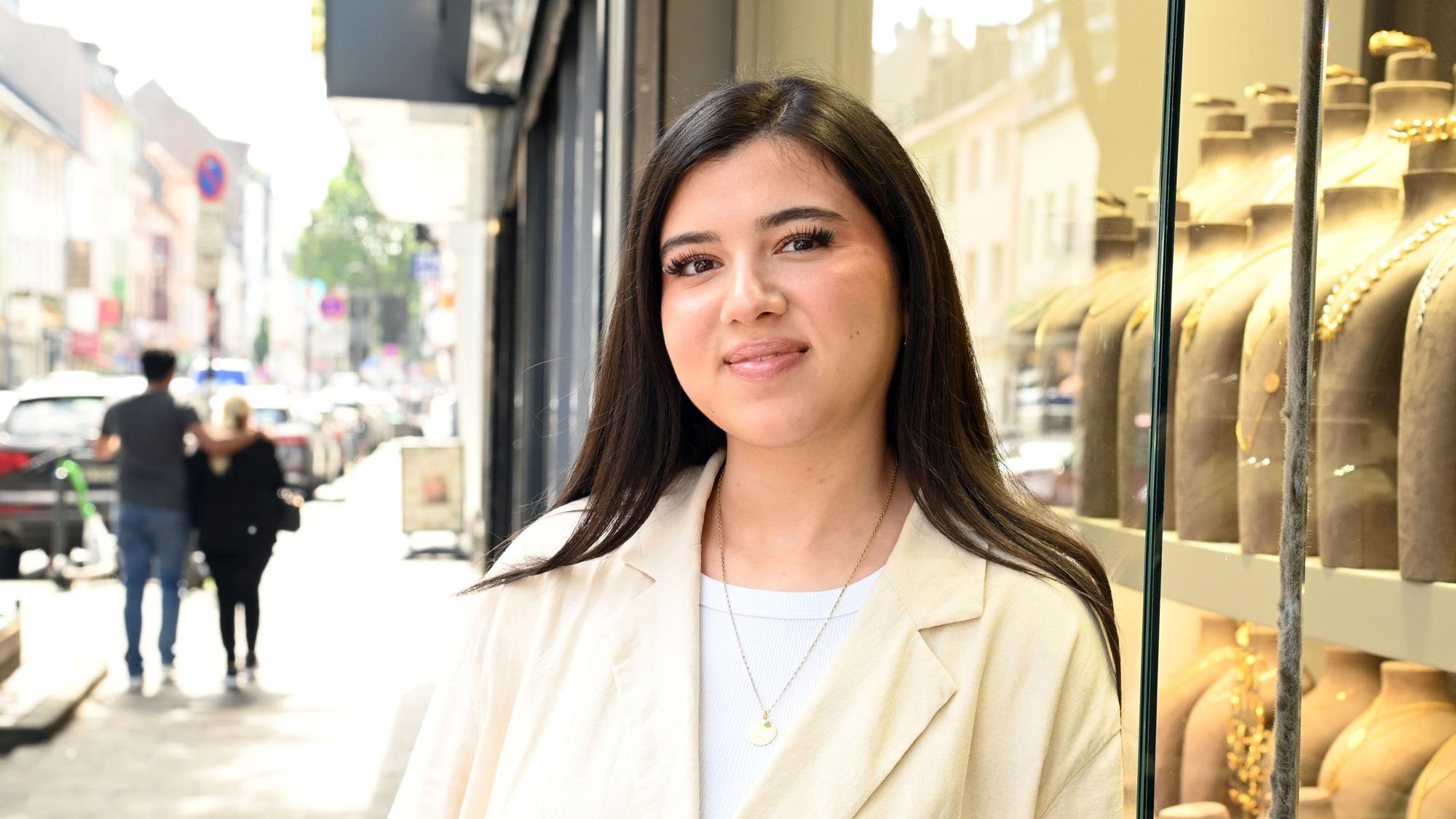 Melisa Taşdemir auf der Keupstraße