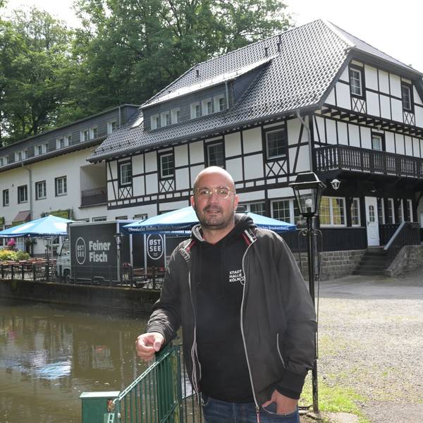 Daniel Rabe hat das Traditionslokal Forsbacher Mühle in Rösrath-Forsbach wieder geöffnet.