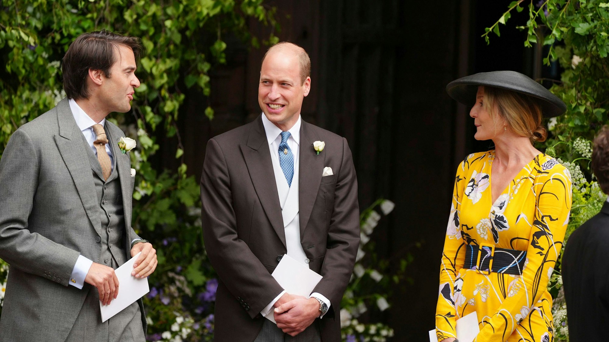 Prinz William (m) verlässt die Kathedrale von Chester nach der Hochzeit von Olivia Henson und Hugh Grosvenor, dem Herzog von Westminster.