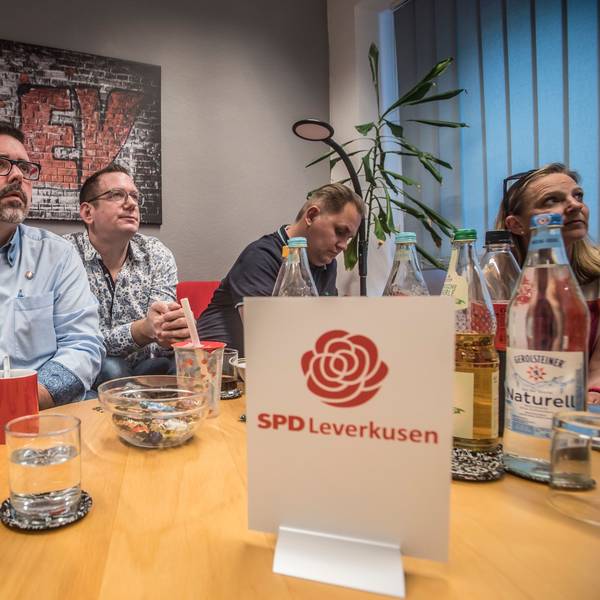 Wahlabend und Ergebnisdiskussion bei der SPD Leverkusen in Wiesdorf. Foto: Ralf Krieger