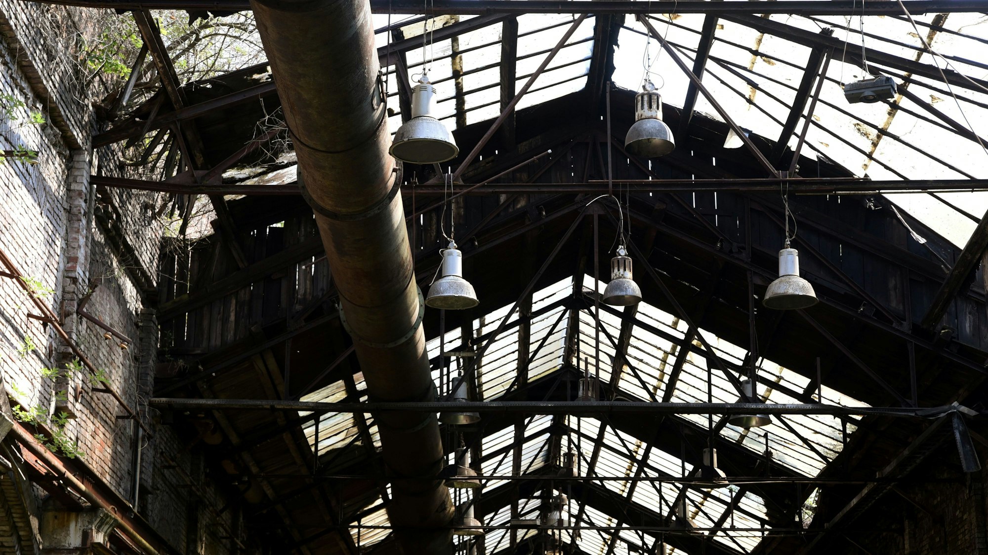 Eine alte Werkhalle im Otto-Langen-Quartier