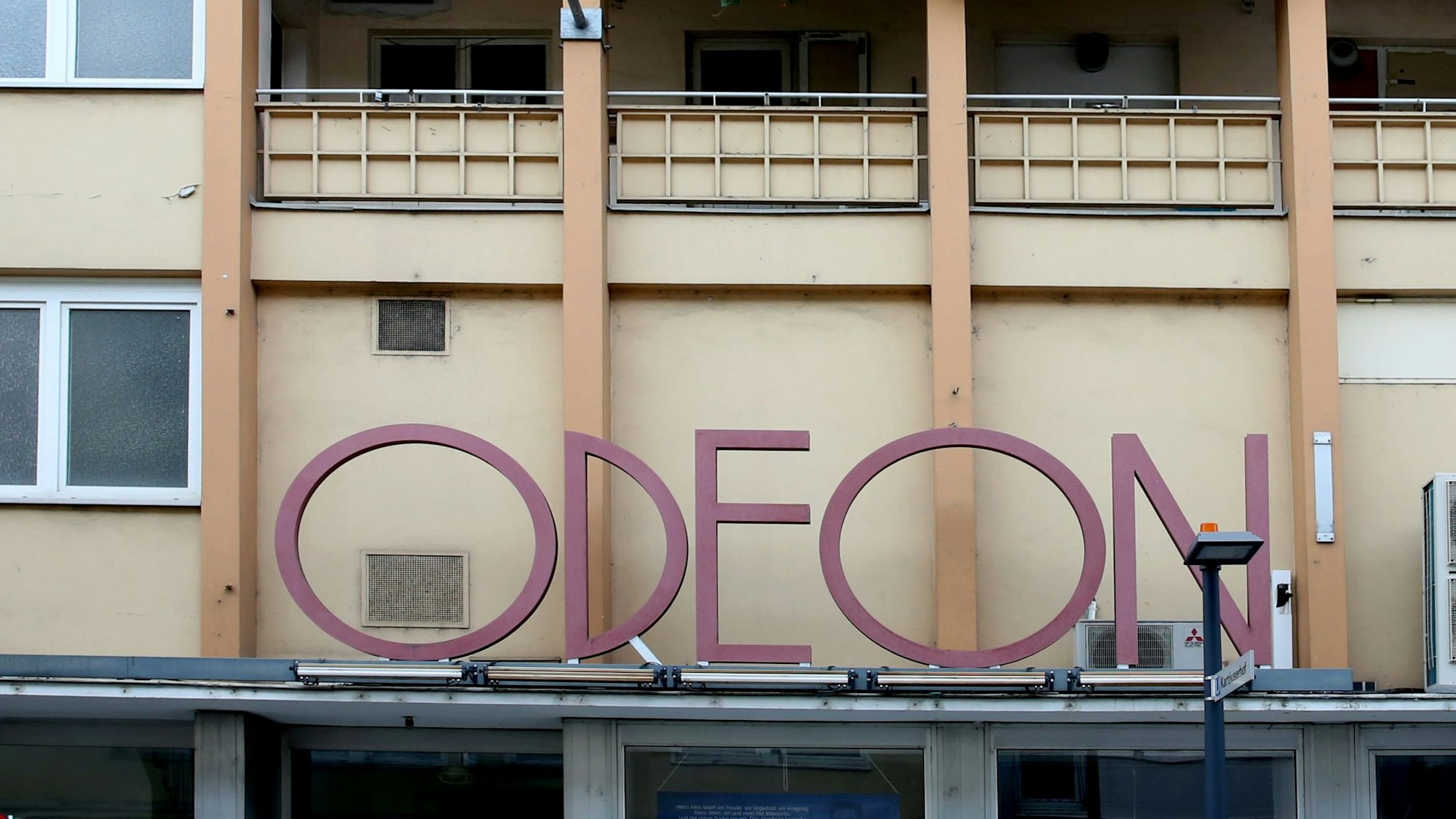 Das diesjährige Kölner Krätzjer Fest endet in diesem Jahr mit einer Matinee im Odeon-Kino im Severinsviertel. (Archivfoto)