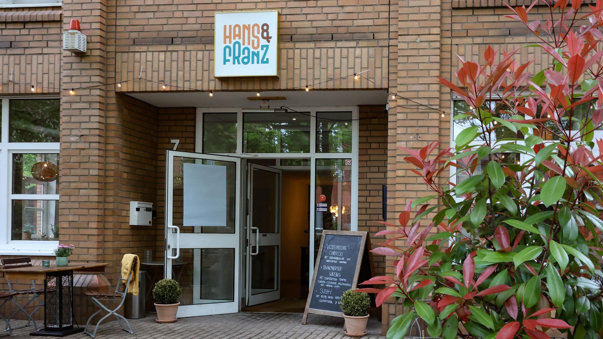 Die Gastronomie
Hans & Franz von außen in Köln-Ehrenfeld.