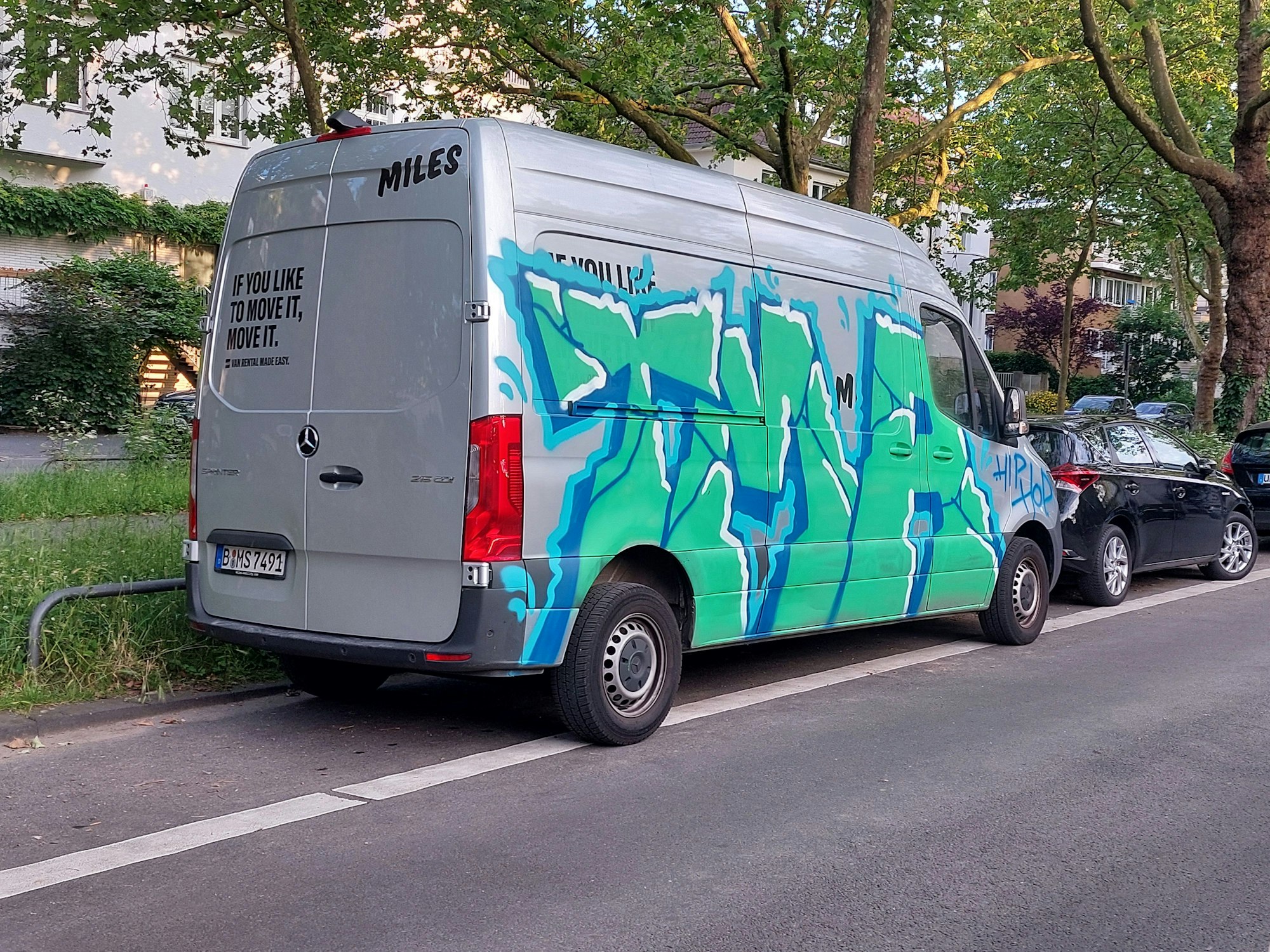 Besprühter Miles-Transporter