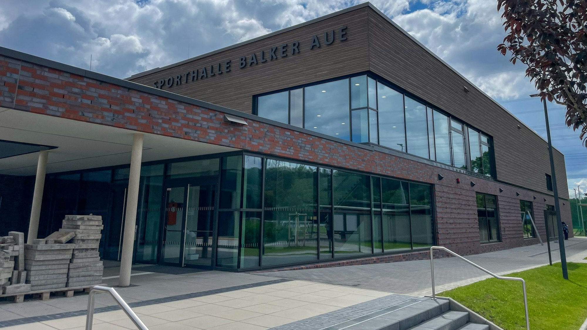 Die neue Sporthalle in der Balker Aue ist fertig.