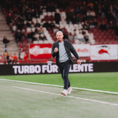 Gerhard Struber trainierte zuletzt RB Salzburg in der Champions League, nun soll er den 1. FC Köln übernehmen.