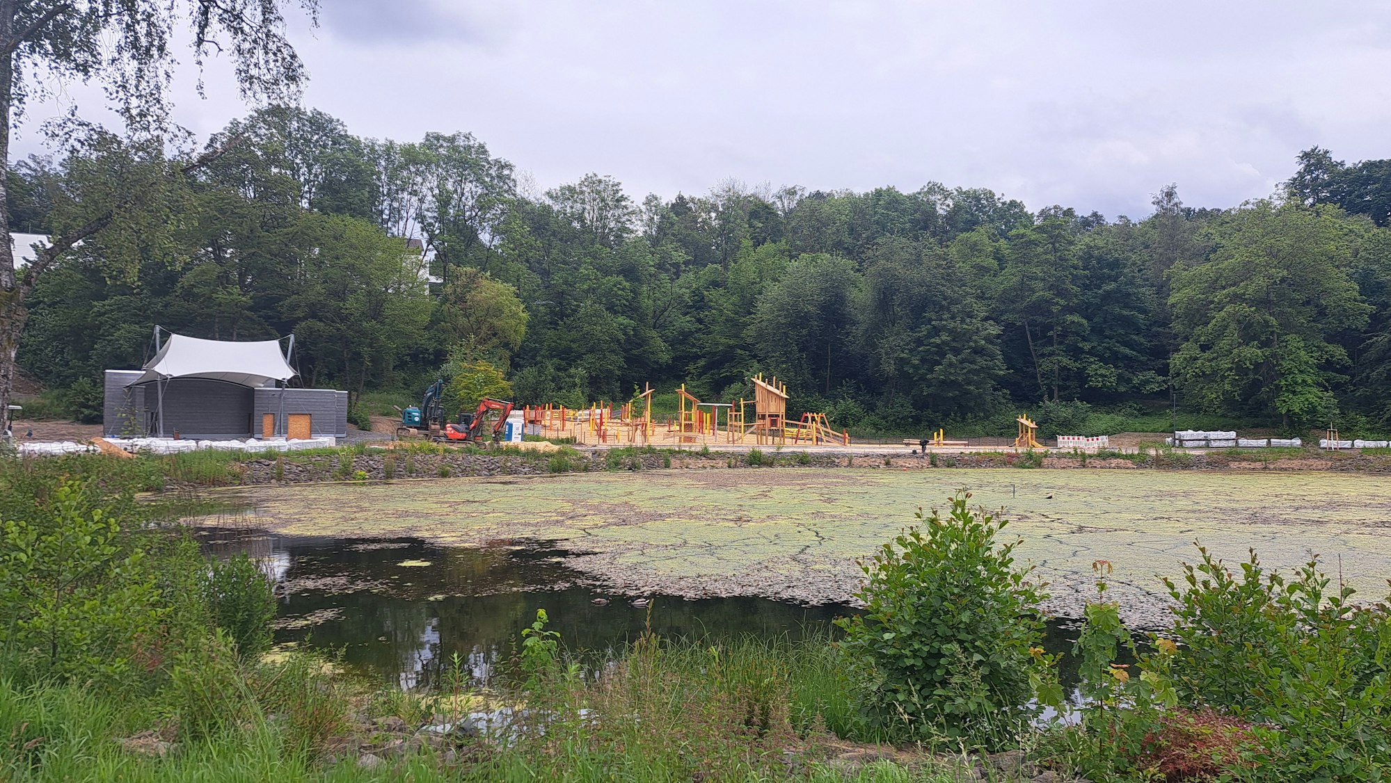 Das Foto zeigt das Heilteichgelände in Marienheide.