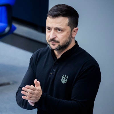 Wolodymyr Selenskyj, Präsident der Ukraine, hält im Deutschen Bundestag eine Rede.