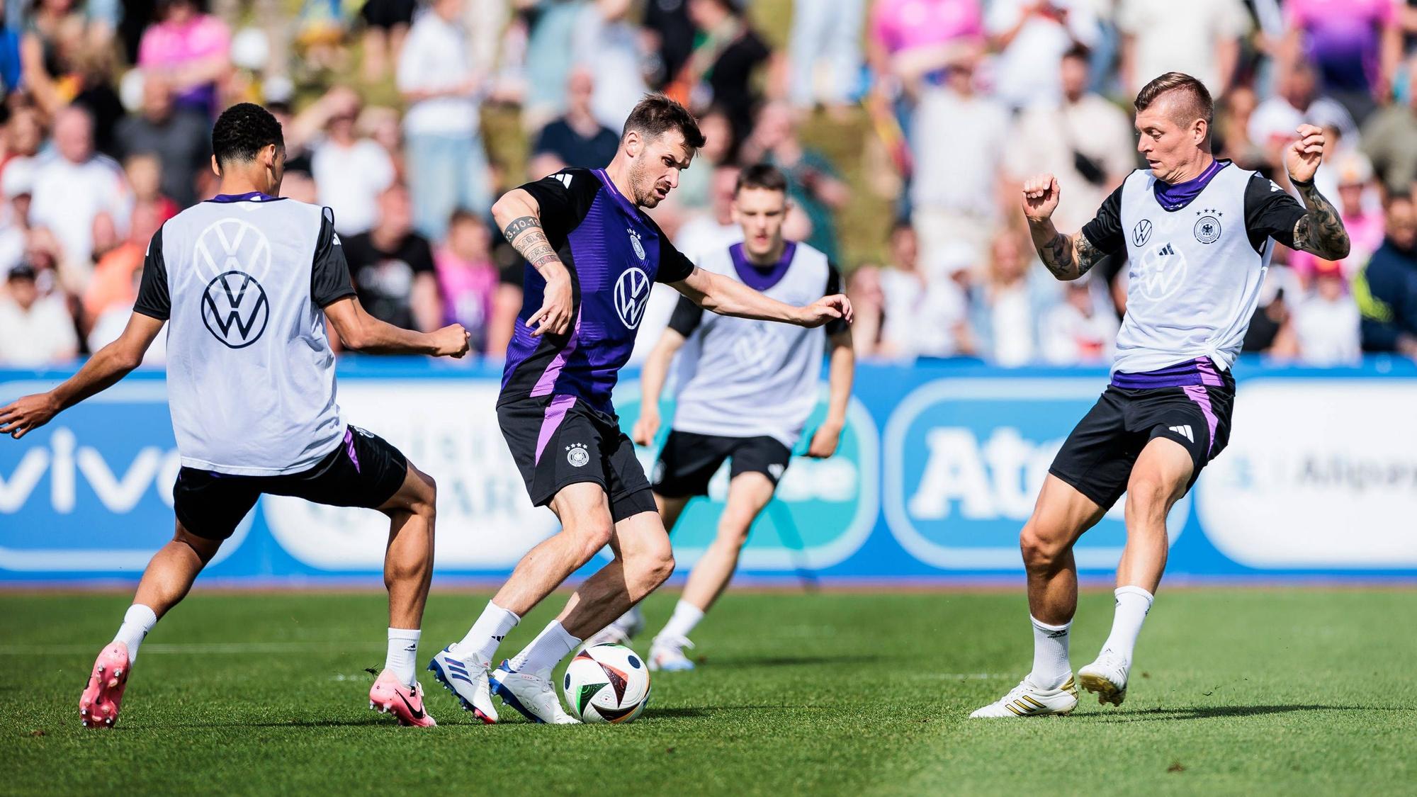 Spieler bei der Trainingslager Vorbereitung UEFA EURO 2024 Deutschland.