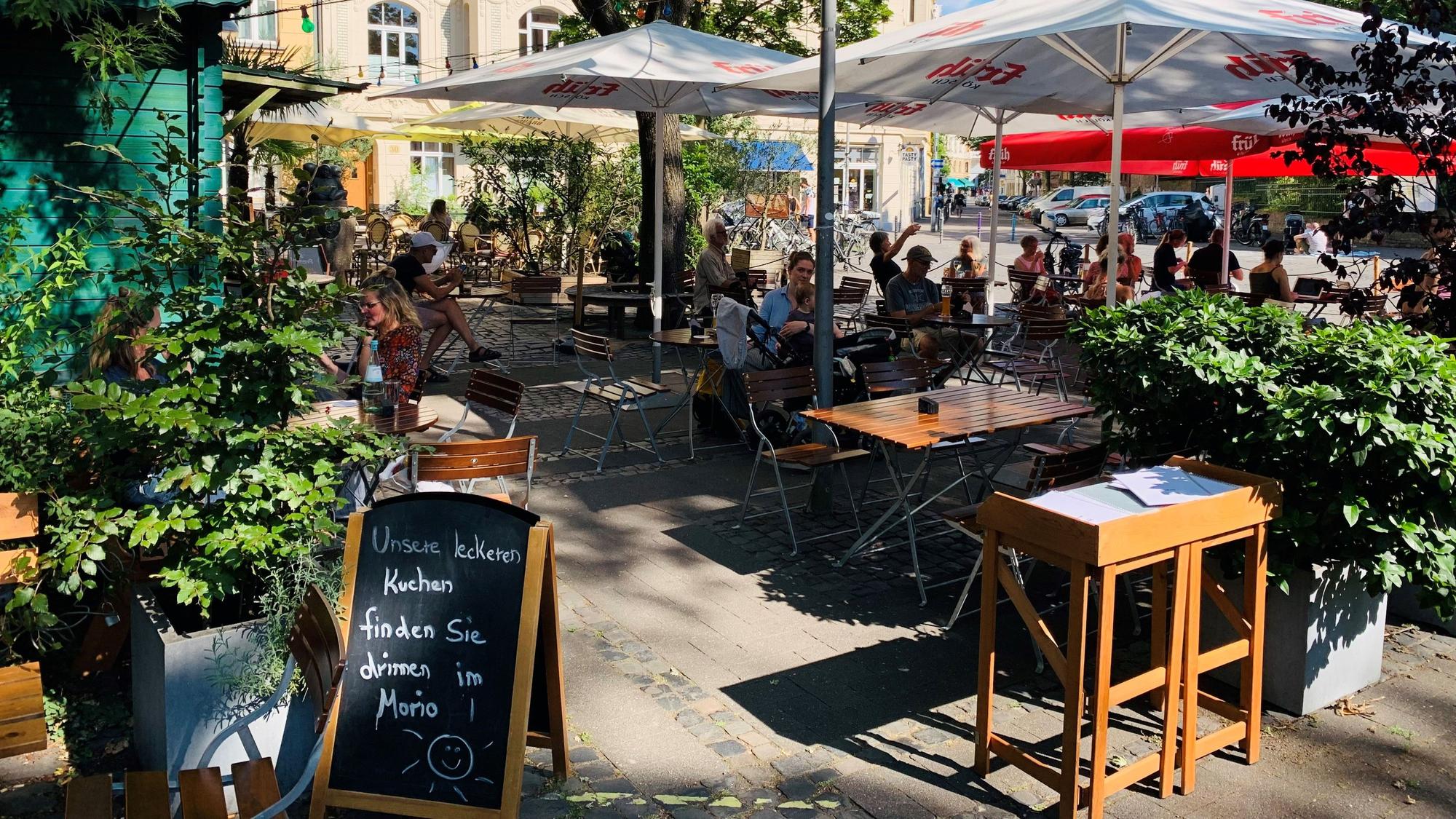 Nippes Morio Cafe Bar Restaurant