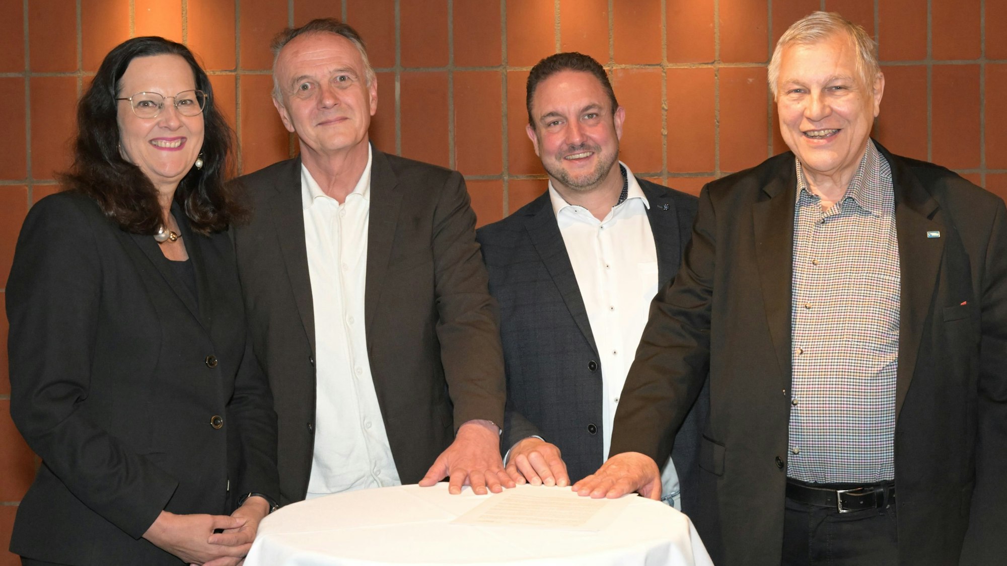 Preko von Haus und Grund und dem Mieterverein Köln.