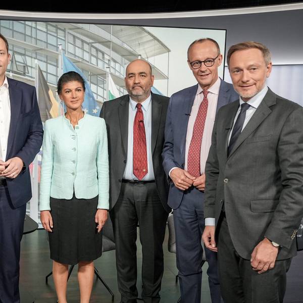 Alice Weidel (v.l.n.r.), Lars Klingbeil, Sahra Wagenknecht, Omid Nouripour, Friedrich Merz und Christian Lindner im Studio von RTL/n-tv nach der Europawahldpa