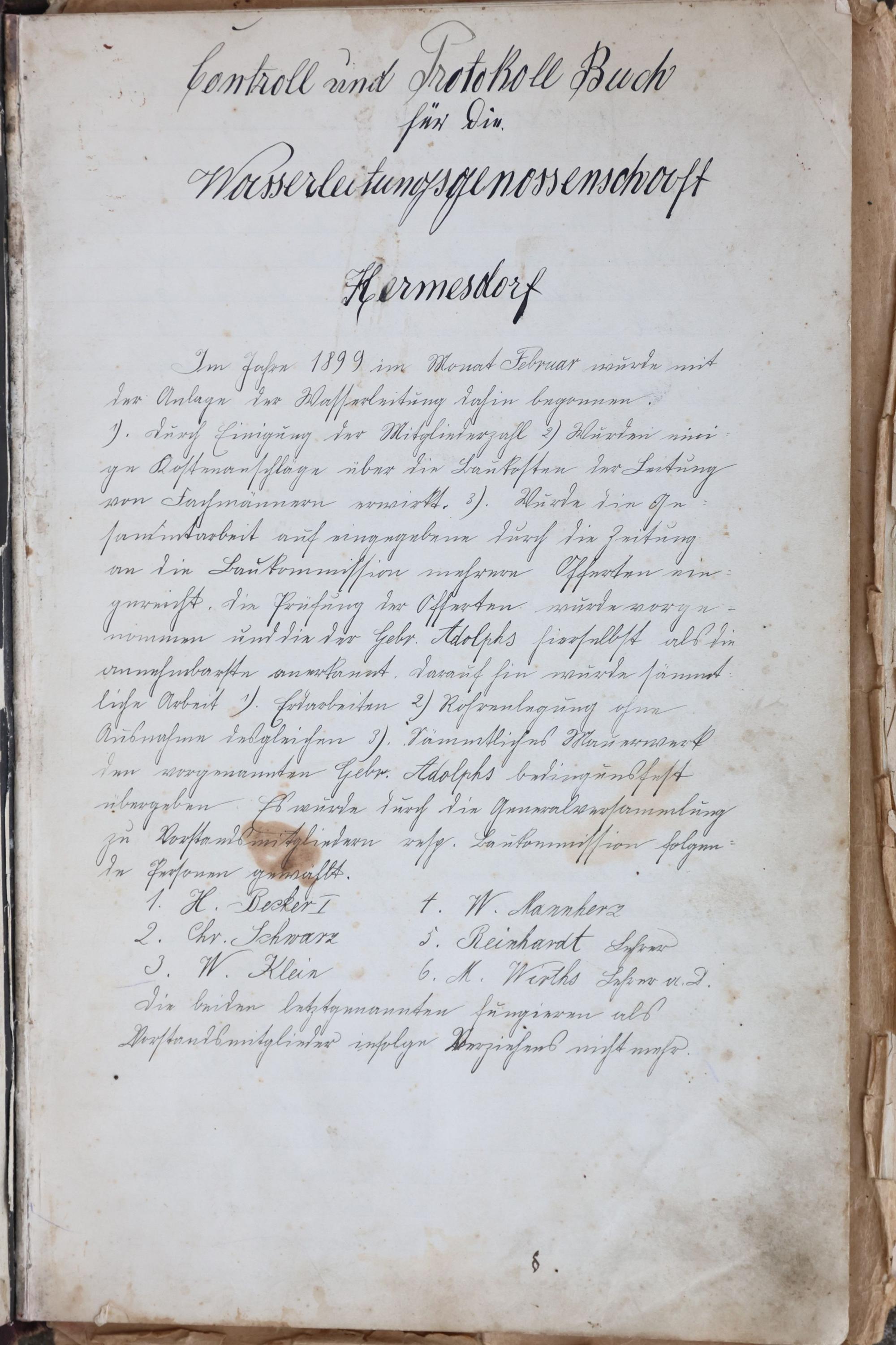 Ein Stück Ortsgeschichte: Das „Controll- und Protokoll-Buch“ der 1905 umbenannten Wasserleitungsgenossenschaft Hermesdorf. Heute gehört Hermesdorf zur Stadt Waldbröl.