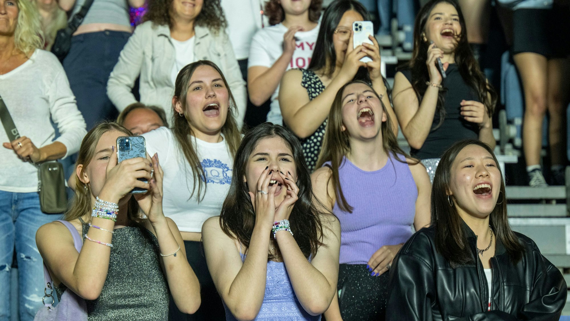 12.06.2024, Köln: Die amerikanische Schauspielerin und Sängerin Olivia Rodrigo tritt in der Lanxess Arena auf. 
Foto: Uwe Weiser