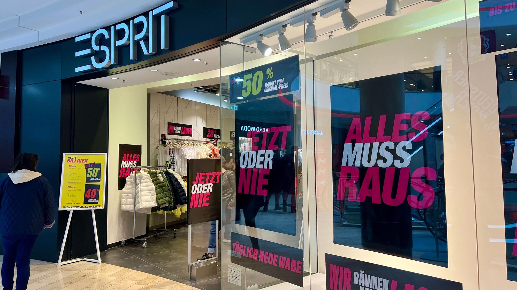 Esprit-Filiale in der Rathaus-Galerie Leverkusen