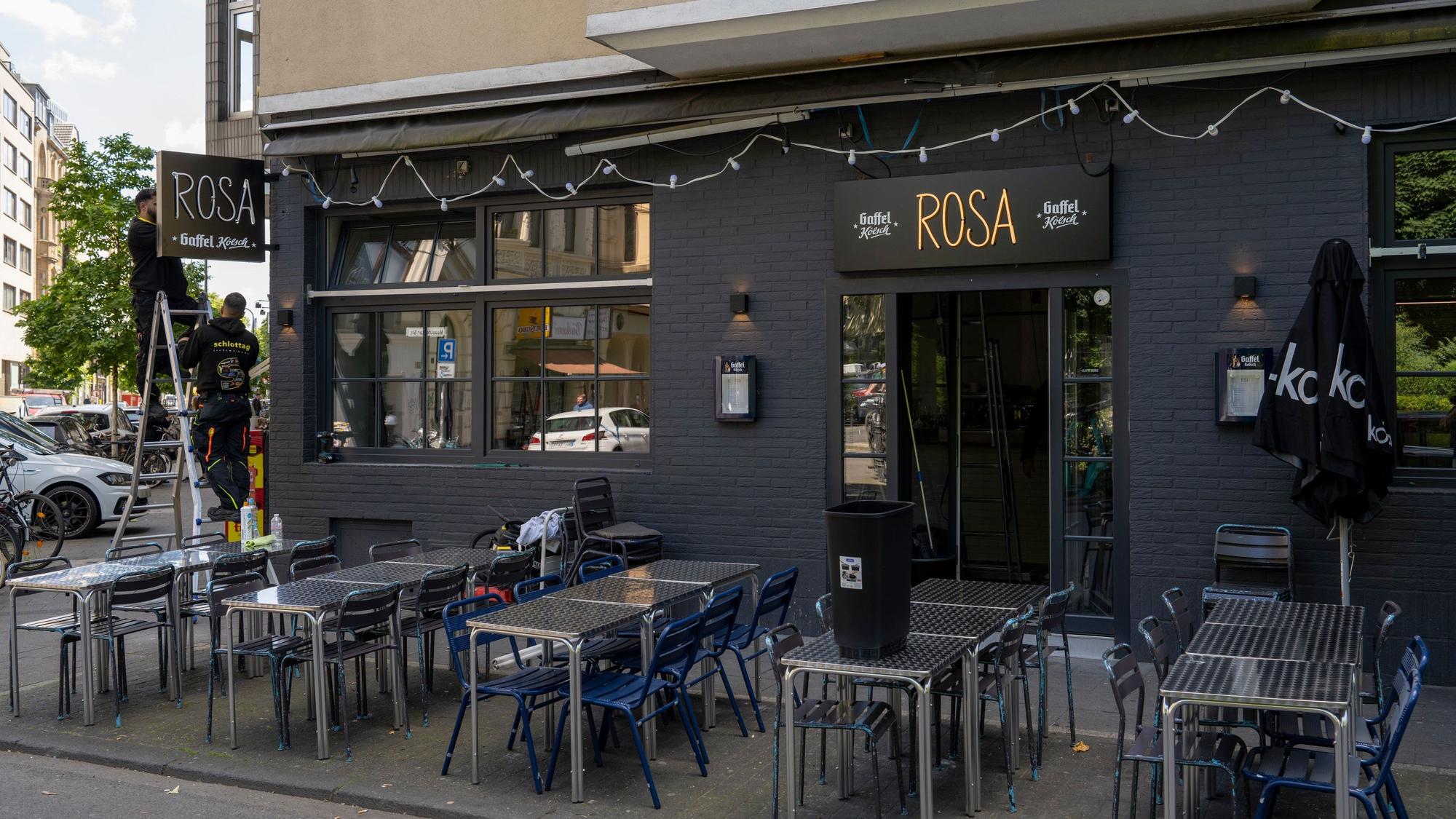 Außenansicht der Bar „Rosa“