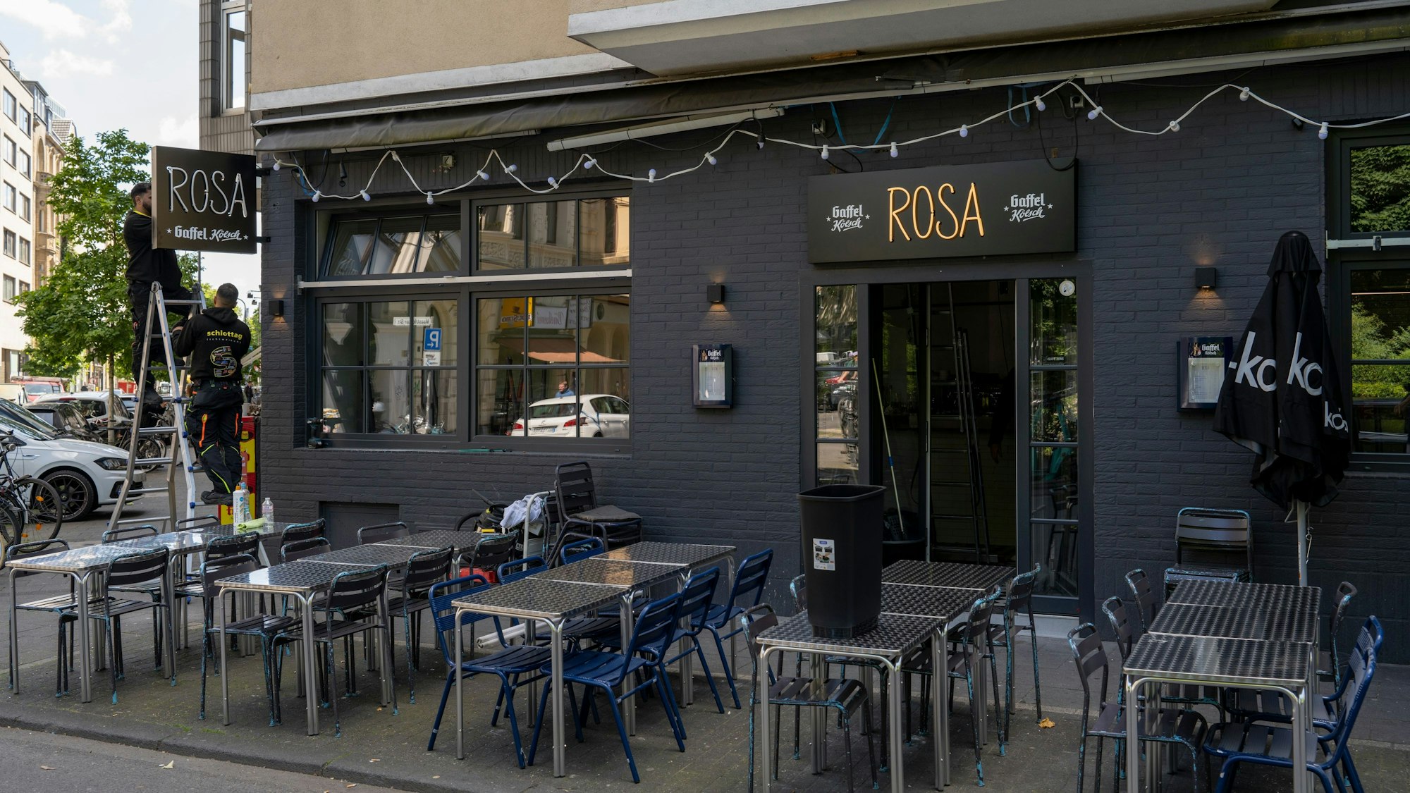 Außenansicht der Bar „Rosa“