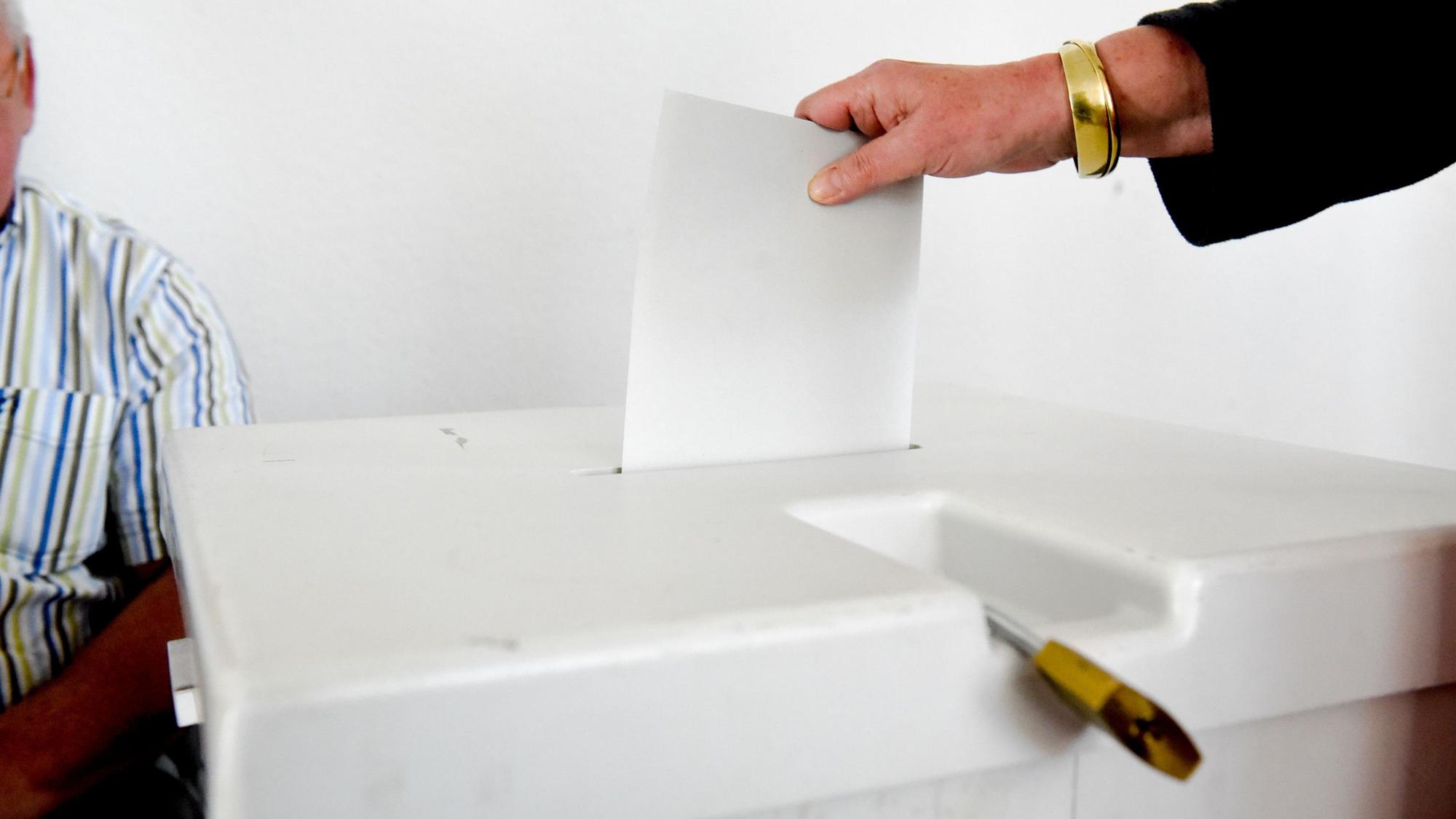 Rund 380.000 Wahlberechtigte können am Sonntag (28. September) ihre Stimme abgeben.