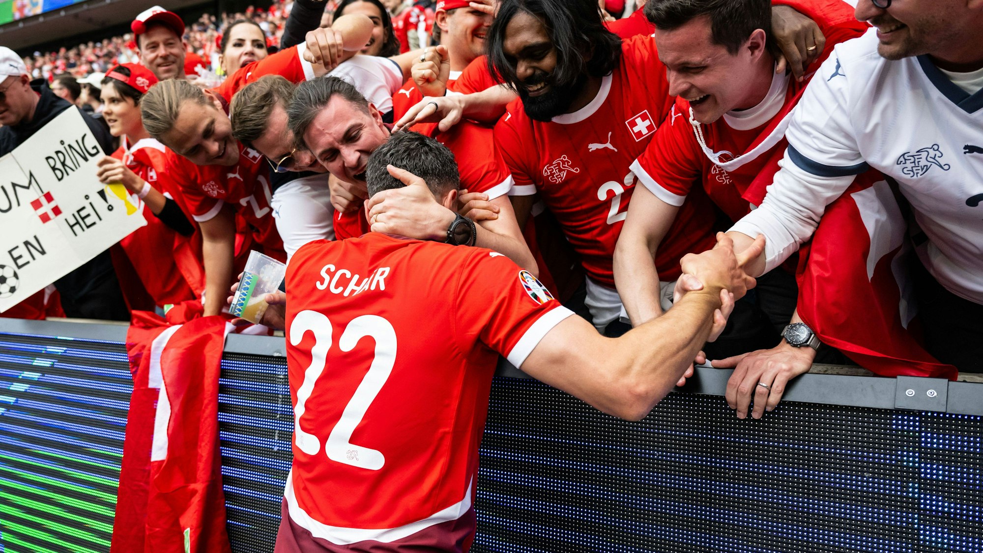 Hungary v Switzerland: Group A - UEFA EURO, EM, Europameisterschaft,Fussball 2024 Fabian Schaer is celebrating victory with fans during the UEFA EURO 2024 group stage match between Hungary and Switzerland at Cologne Stadium on June 15, 2024 in Cologne, Germany. Cologne NRW Germany PUBLICATIONxNOTxINxFRA Copyright: xHeshamxElsherifx originalFilename:elsherif-hungaryv240615_np01g.jpg